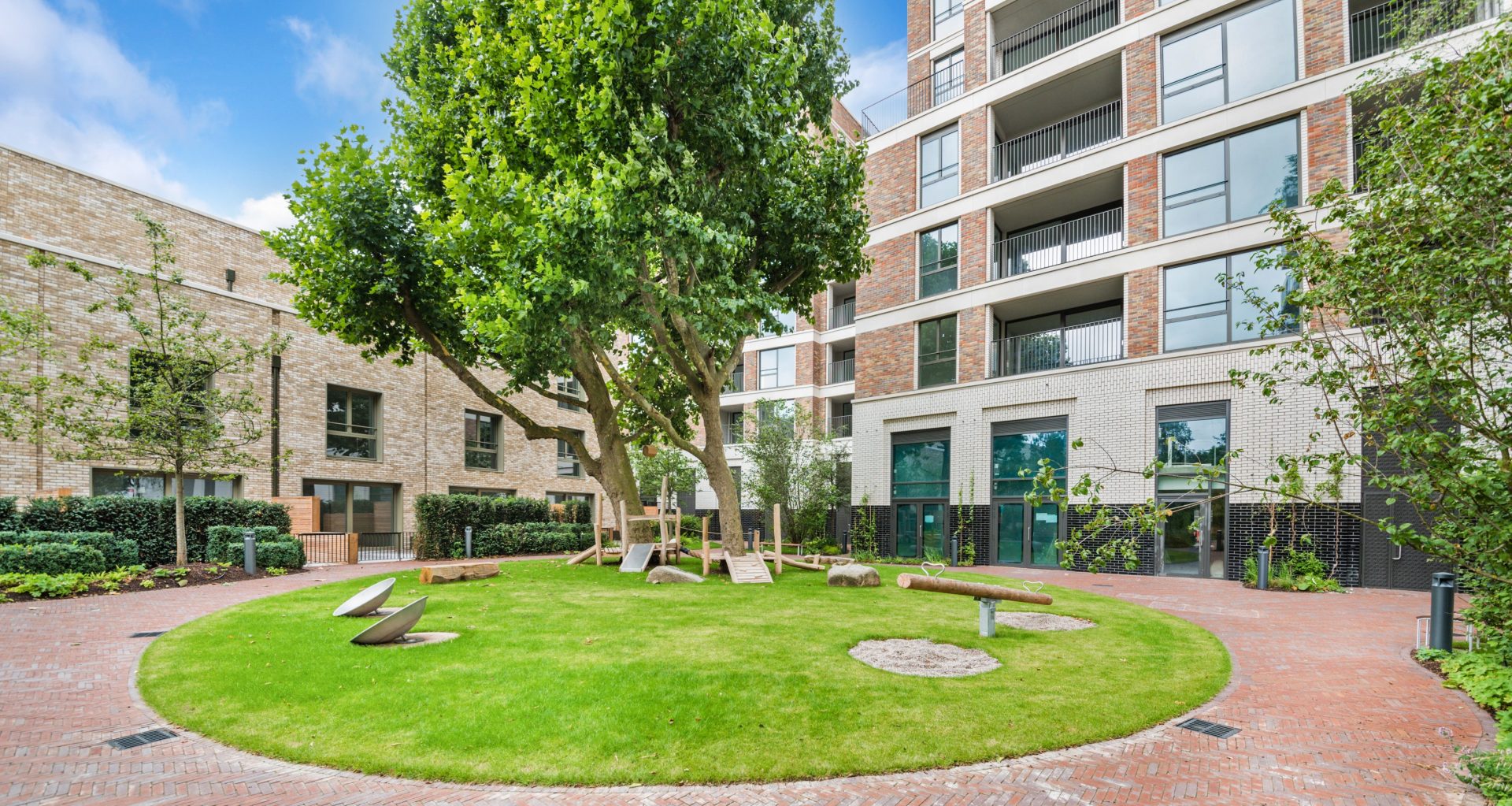 Lendleasenamedsustainablebanner (1).jpg